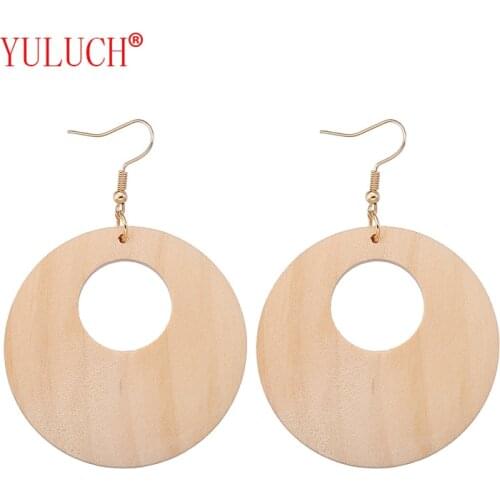 YULUCH 2018 Natural Creative Wooden Round Cutout Pendant for African Ethnic Fashion Woman Earrings Jewelry Gifts