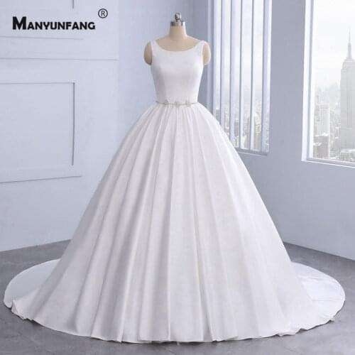 Real Photo Simple Design Chapel Train Wedding Dress Elegant O-Neck Sleeveless Crystal Backless Bridal Ball Gown Custom Made 2021