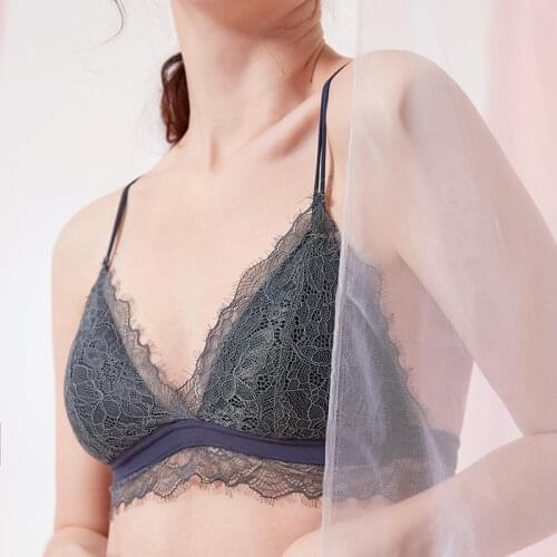 Seamless Bras for Women Push Up Wire Free Brassiere Underwear Sexy Thin Bralette Triangle Cup Comfortable Breathable Lingerie
