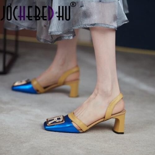 【JOCHEBED HU】2021 Designer Luxury Brand Womens Sandals Genuine Leather Gold Block Sandals Ladies Party Platform Square Heels