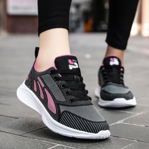 SHANTA Women's Sneakers
