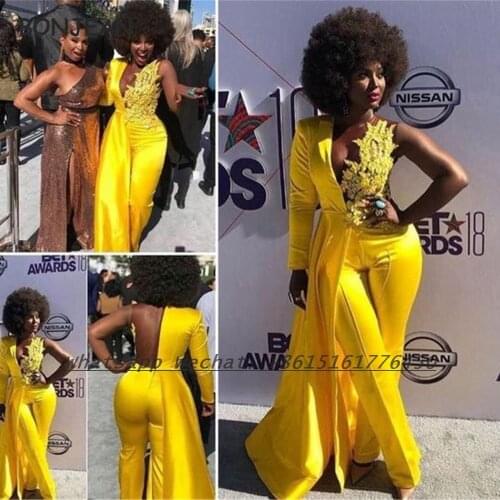 Yellow Evening Dress Long 2021 A Line Lace Applique Backless V Neck Corset Satin Formal Evening Gown for Women