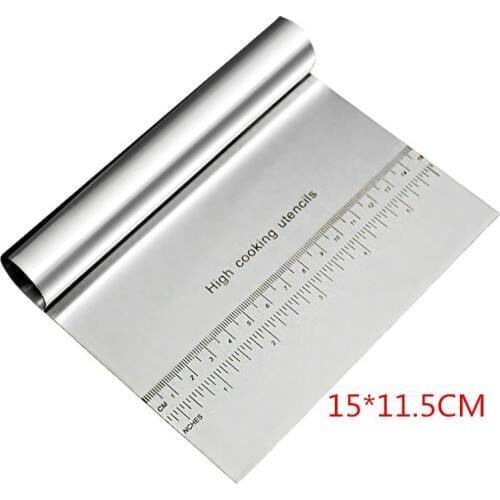 Kitchen Accessories Stainless Steel Dough Cutter Pastry Spatulas Scraper Baking Accessories Cake Decoration Tools Baking Cutters