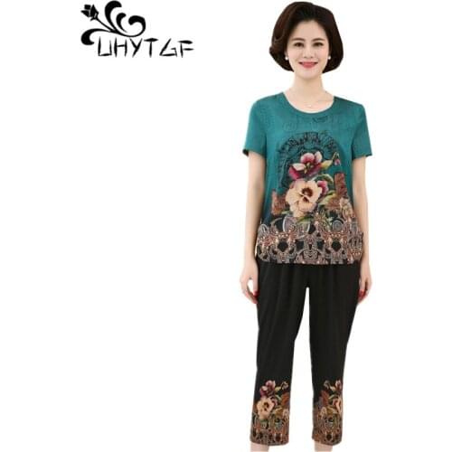 UHYTGF Women summer sets short sleeve printed t-shirt top casual thin 2 piece set elegant mom loose plus size sportswear 1667