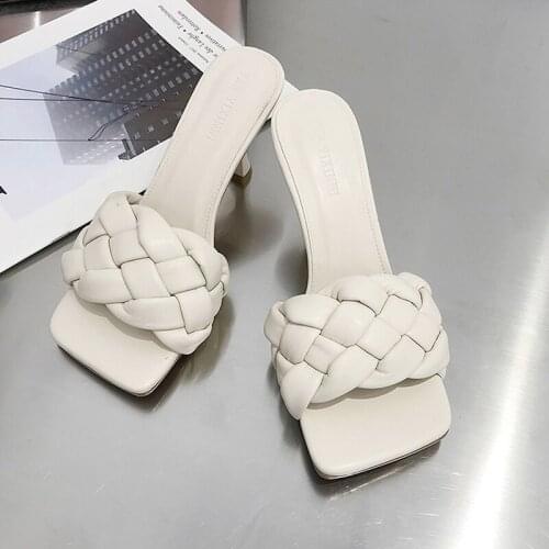 Women Slippers Female High Heels Summer Square Head Slides Weave Casual Sandals Female Beach Mule Flip Flops Designer Sandals