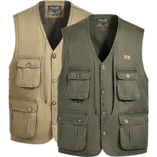 New autumn middle-aged elderly men multi-pocket waistcoat vest dad Cotton Coats outdoor fishing photography Jacket Tops