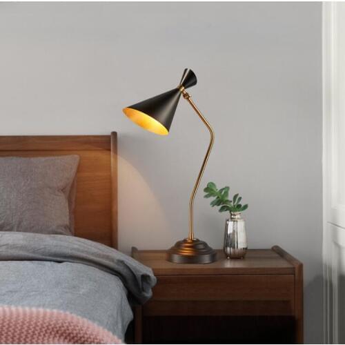 Nordic personality industrial style retro living room table lamp post modern minimalist study office creative bedroom bedside