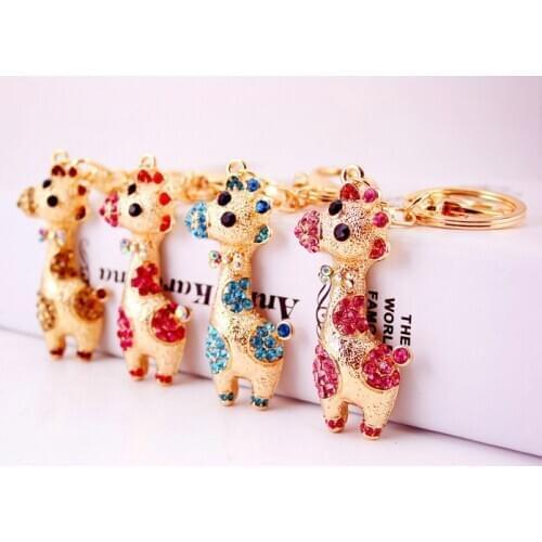 Fashion 2020 New Red Giraffe Crystal KeyChains Key Ring Women Cute Animal Key Chain Women Bag Charm High Quality