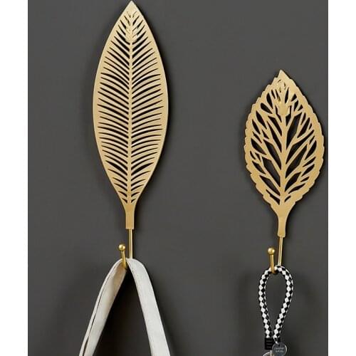 Gold Retro Leaf Shape Hanging Hooks Punch-Free Wall Hanger Hanging Storage Rack For Towel Cloth Kitchen Bathroom Organizer 2021