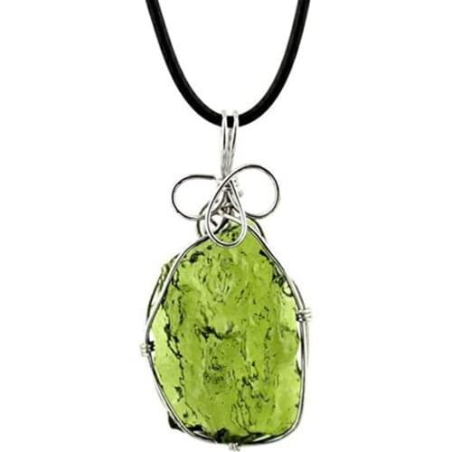 A++ Natural Moldavite Green aerolites Crystal Falling Stone Pendant Energy apotropaic 7g-8g/ lot + Free Rope Necklace