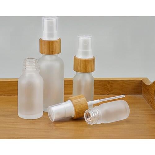 Refillable Empty Frosted Glass Spray Bottle With Natural Bamboo Lid Pump Head Travel Perfume Liquid Cosmetic Vials Containers