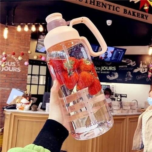 Outdoor Drinking Bottle Kettle Large Capacity Portable Climbing Picnic Water Bottles Kawaii Students Gym Space Cups With Straw