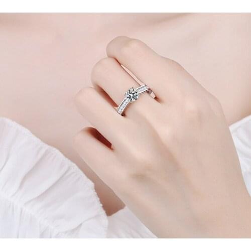 Passed Diamond Test Excellent D Color Moissanite Diamond Ring 925 Sterling Silver Perfect Cut 1Ct Gem Ring Women Wedding Jewelry