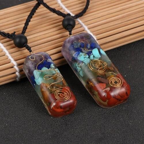 Natural Chip Gravel Stone Resin 7 Chakra Orgone Energy Pendant Necklace Reiki Healing Pendulum Amulet For Men Women Couples