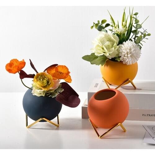 Morandi Color Ceramic Vase with Golden Metal Frame Chic Table Decor Round Flower Pot Nordic Cosmetic Brush Storage Jar