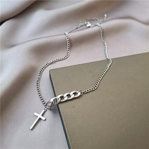 Fashion Vintage Cross Pendant Jewelry Black Gold Tone Necklace For Women Personality Religion Sweater Chain Irregular Chokers