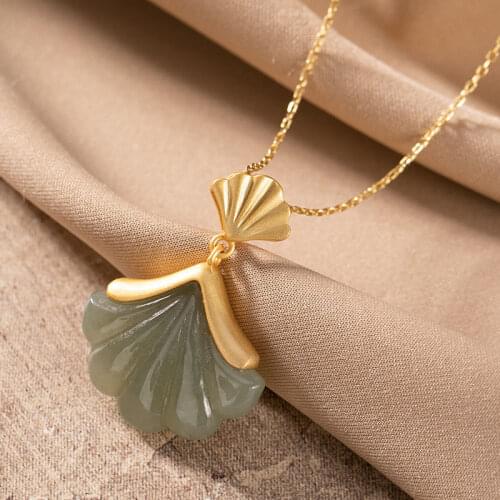 New Silver Natural Hetian jade shell fan-shaped Pendant Necklace Chinese classical charm elegant small design womens jewelry