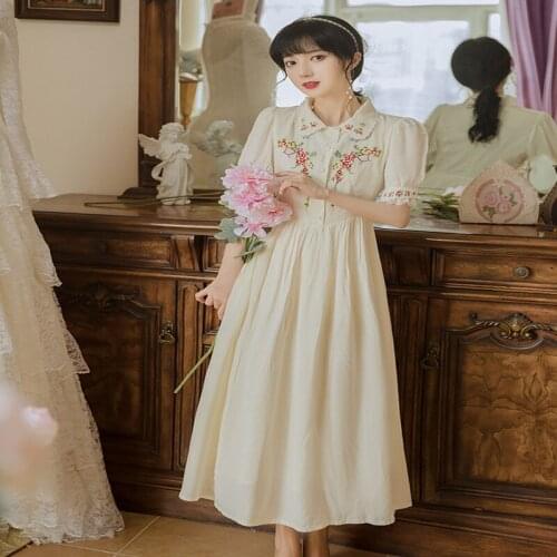 2021 Summer New Arrival High Quality Retro Peter Pan Collar Floral Embroidery Collect Waist Short Sleeve Women Long Dress