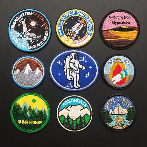 Round Astronaut Embroidery Patches Iron On Patch Embroidered Patchs Badge Appliques For Clothing Stickers Backpack School Bags