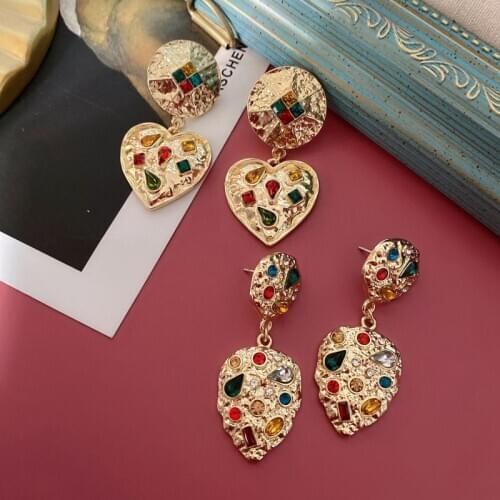 New wholesale retro Baroque color Rhinestone relief Gold Fashion Earrings