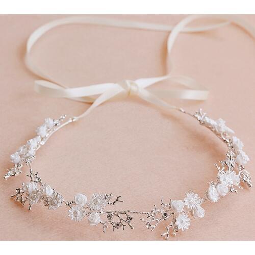 New Korean Styling Bride White Hair Headdress Flower Bridesmaid Wedding Hair Ornaments Honey Moon Jewelry Ribbon Headbands 2018