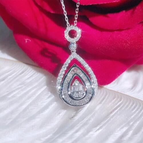 Huitan Teardrop Shaped Pendant Necklace Silver Color Crystal Cubic Zirconia Necklaces Wedding Eternity Jewelry for Women 2021