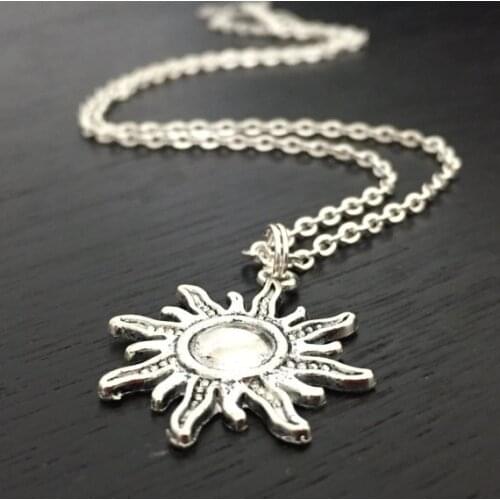 2018/fashion hot sun necklace, mens and womens clothing with pendant necklace