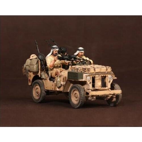 1/35 Crew of the Driver Officer (WITHOUT CAR ) Resin figure Model kits Miniature gk Unassembly Unpainted