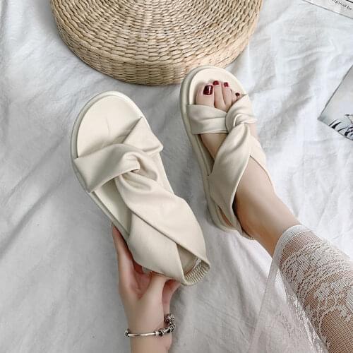 Clogs With Heel Female Sandal All-Match Beach Sandals Comfort Shoes For Women Med Espadrilles Platform 2020 Summer Clear Heels
