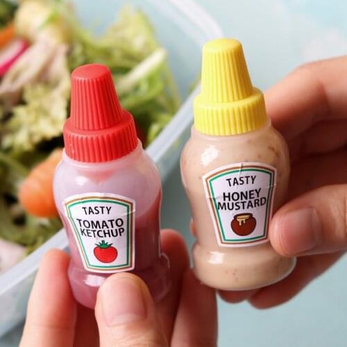 2pcs 25ML Mini Tomato Gravy Boat Salad Dressing Oil Bottle Ketchup Honey Mustard Portable Sauce Container Kitchen Accessories