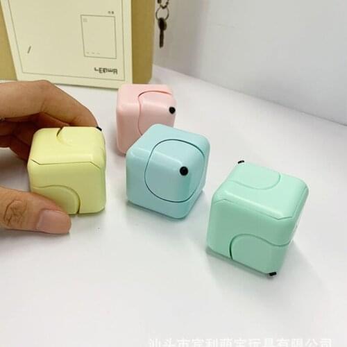 1PC Interactive Fingertip Cube for Kids Portable Anti Anxiety Spinner Practical Joke Miniature Toy Orbiting Ring Spinner