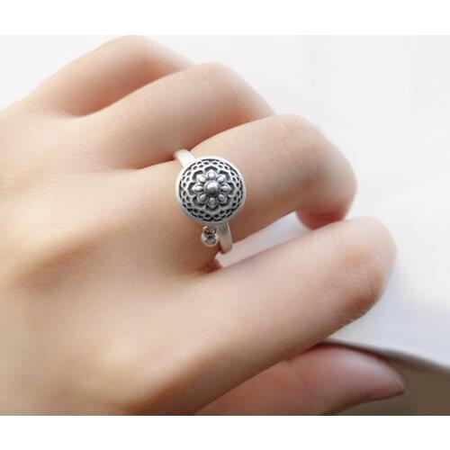 Vintage Opening Simple Creative Ring Ethnic Style Faith Amulet Rotating Jewelry Ladies Retro Hip Hop Open Adjustable Design Ring