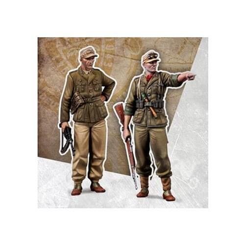 New Unassembled 1/35 stand MAN include 2 figure Resin Kit DIY figure Unpainted resin model