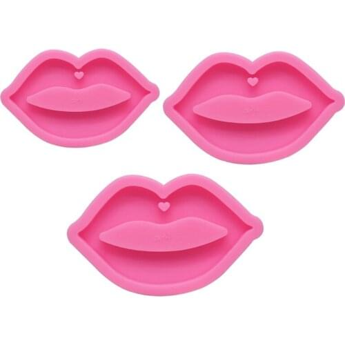 DIY Kiss Sexy Lips Mouth Shape Keychain Silicone Mold with Hole Art Craft Tools