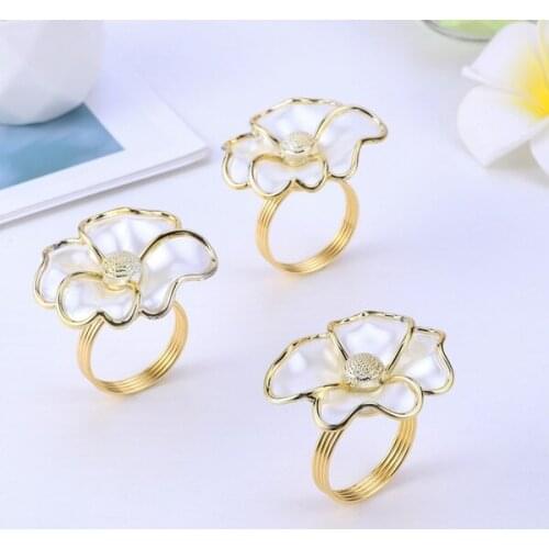 8Pcs/Lot Fashion Napkin Ring White Flower Napkin Ring Hotel Exquisite Napkin Button Wedding Table Decoration Napkin Ring-ABUX