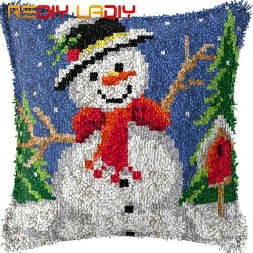 Latch Hook Cushion Christmas Snowman Printed Canvas Cushion Cover Acrylic Yarn Crochet Pillow Case Kits Hobby & Craft Home Decor