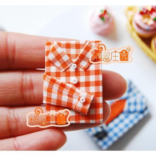 G05-X488 children baby gift Toy 1:12 Dollhouse mini Furniture Miniature rement Folded shirt 1pcs