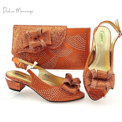 Italian Design 2021 Newest Nigerian Special Narrow Band and Cross-tied Decoration Party Ladies Shoes and Bag Set in Orange Color