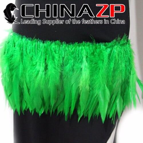 CHINAZP Feathers Carnival Costumes Prime Quality Dyed Kelly Green Strung Coque Feathers For Craft