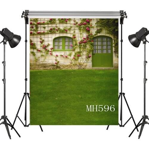 LB Polyester & Vinyl Dreamy Rose Crawling Over The Wall Lawn Studio Backdrop Photography Photo Props Photographic Background