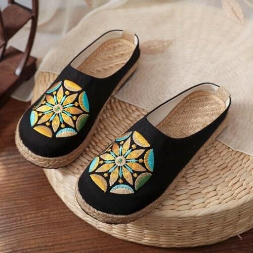 Thai Totem Embroidered Women Black Linen Cotton Slippers Ladies Flat Slides Summer Canvas Sandal Shoes