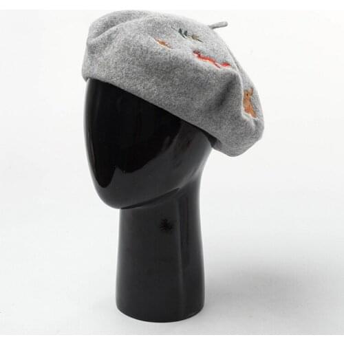 Korean Autumn And Winter Rabbit Squirrel Leaves Embroidered Wool Beret Artist Hat Wool Hat