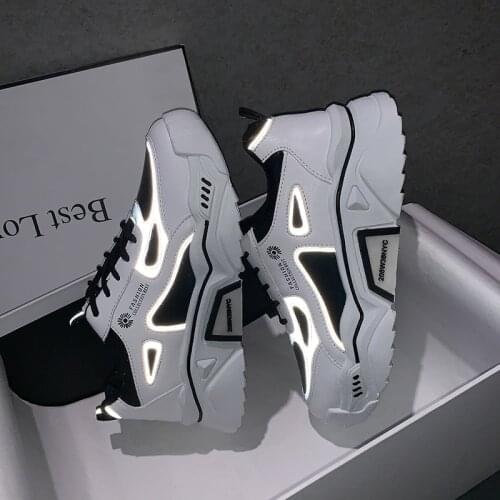 Womens Casual Sports Shoes 2021 Spring Womens Ins Thick-soled Lace-up Sports Shoes Fashion Luminous Sports Shoes Womens Shoes