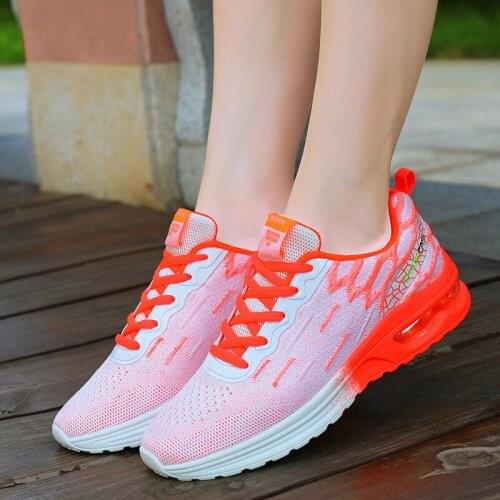Fashionable And Comfortable Cushioned Air Cushion Running Shoes Breathable Flying Woven Sneakers Womens Shoes 2021