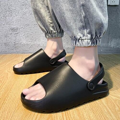Summer Men Slippers Massage Mules Outdoor Garden Shoes Clogs Beach Slippers Flip-Flops Men Indoor Home Slides Bathroom Loafers
