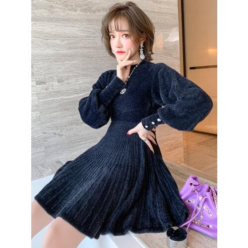 Simple small round neck Lantern Sleeve waist tuck knitted dress womens winter new High Quality