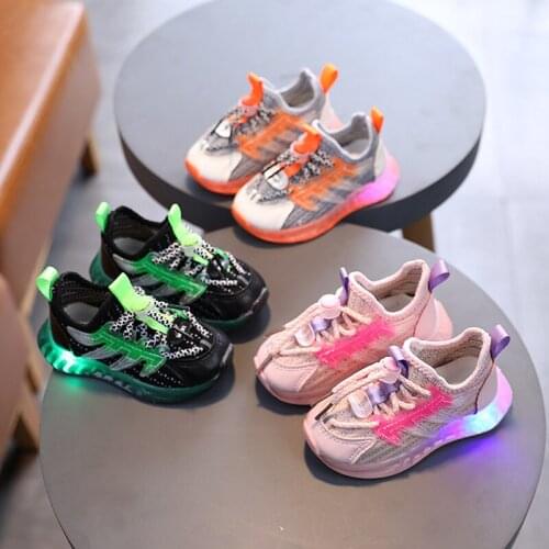 New Breathable Led Luminous Sports Shoes Childrens Running Shoes Childrens Girls and Boys Luminous Luminous Shoes