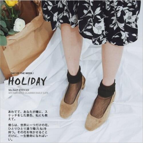 Womens Sexy Tight Stockings Lace Japan and South Korea Fashion Bright Black Silk Gauze Bubble Tube Pile Thin Womens Socks