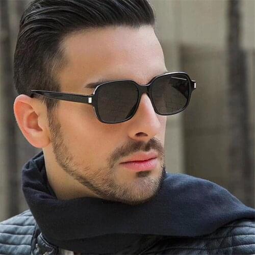Sunglasses Women Vogue Square Glasses Black Lenses Vintage Luxury Designer Men Driving Eyeglasses Decorations for Girls Vendors