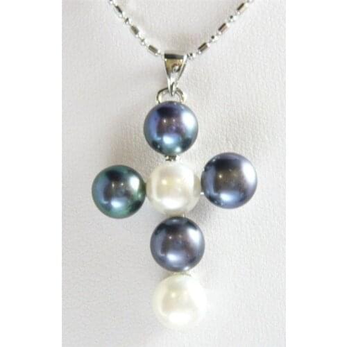 Mixed color elegant black & white pearl Cross Pendant Necklace